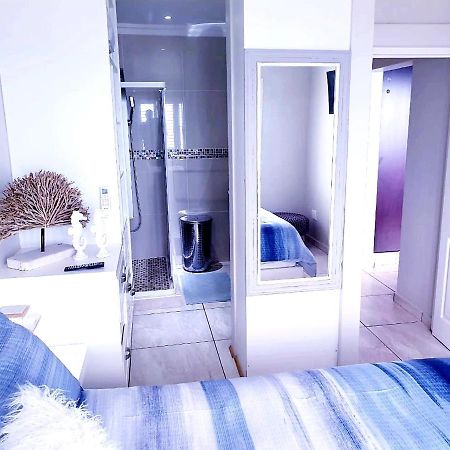 9 Queensview Uvongo Beach Esterno foto