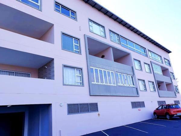 9 Queensview Uvongo Beach Esterno foto
