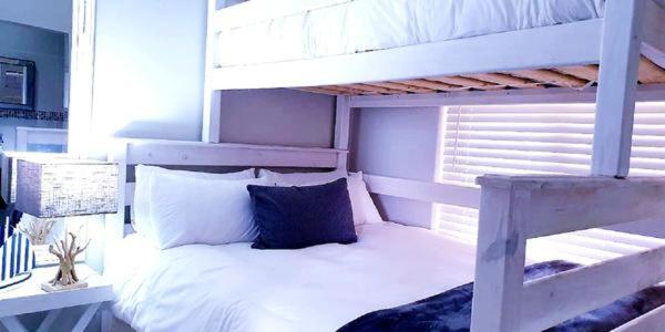 9 Queensview Uvongo Beach Esterno foto